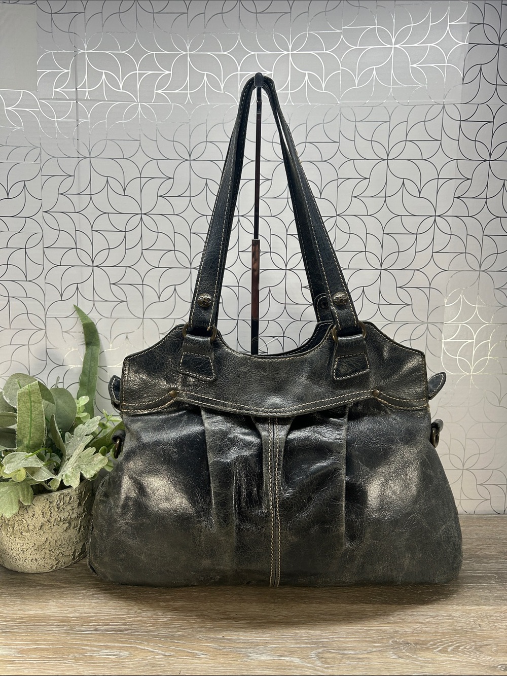 5142 Patricia Nash charcoal leather tote bag 33-151142